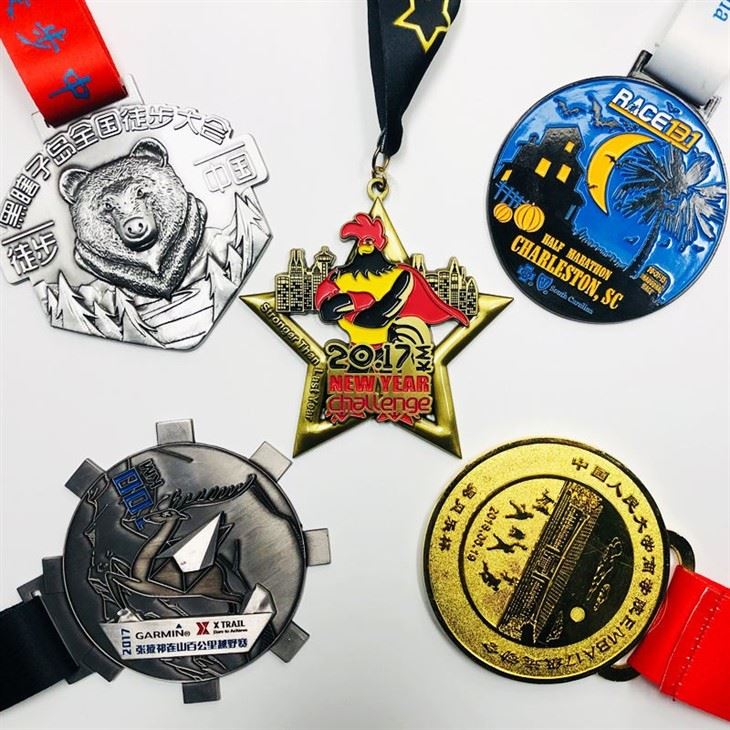 Metallic Running Medal For Marathon Sport Event