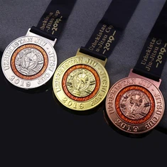 Metalinis aukso medalis Suvenyrinis sporto medalis su kaspinu